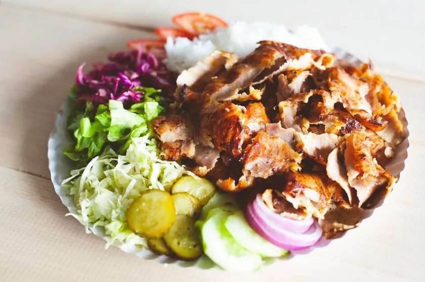 Medium Mixed Beef-Turkey on a Plate Meal