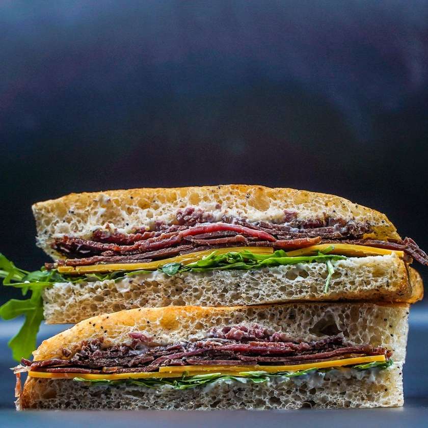 10. Panino Vitello Cheddar