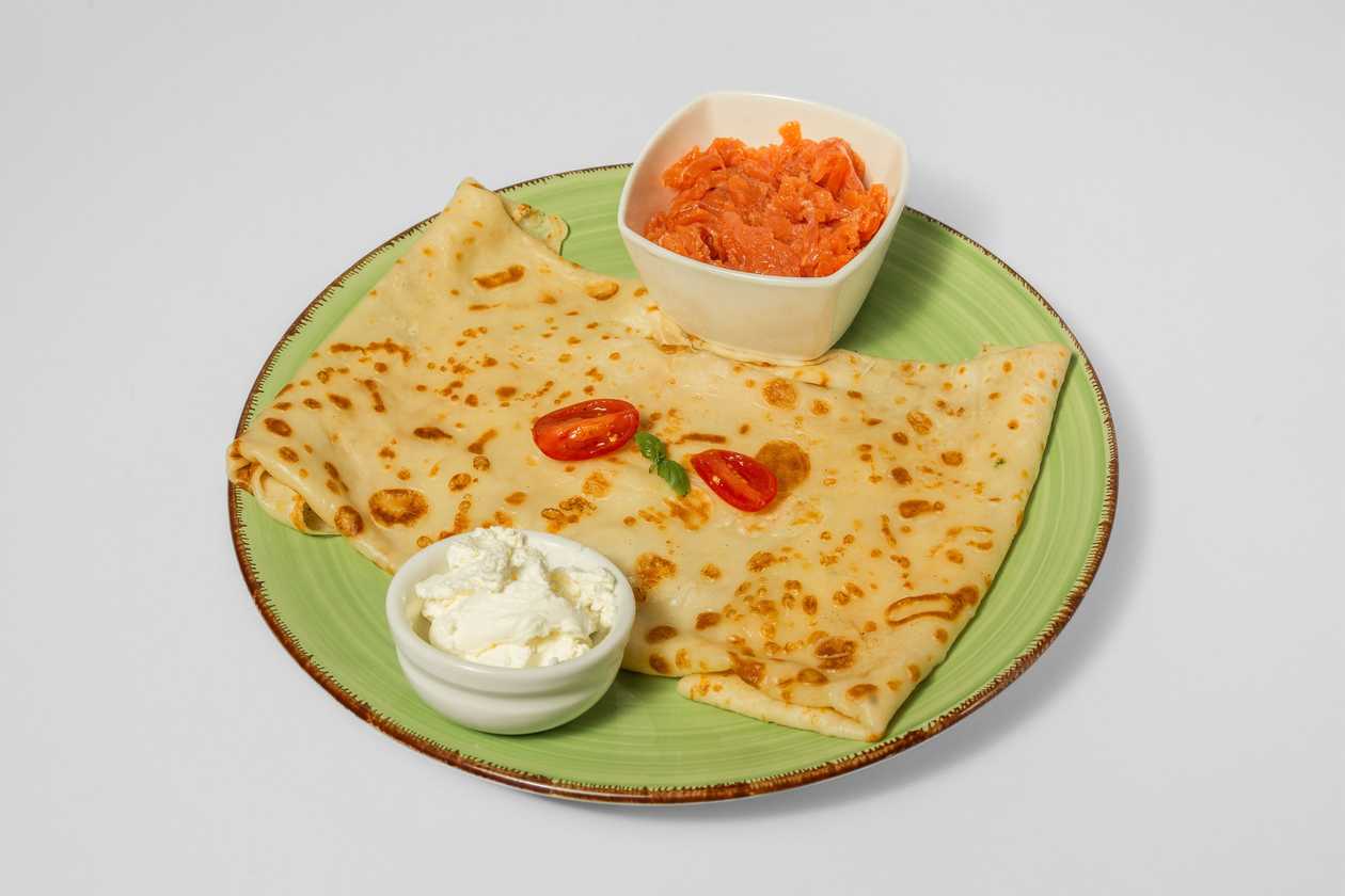 Pancake with Smoked Salmon, Mascarpone Cheese, Yellow Cheese, Sauce