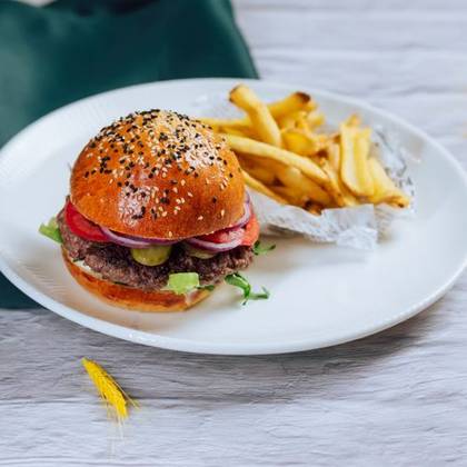 14th Lane Classic Burger