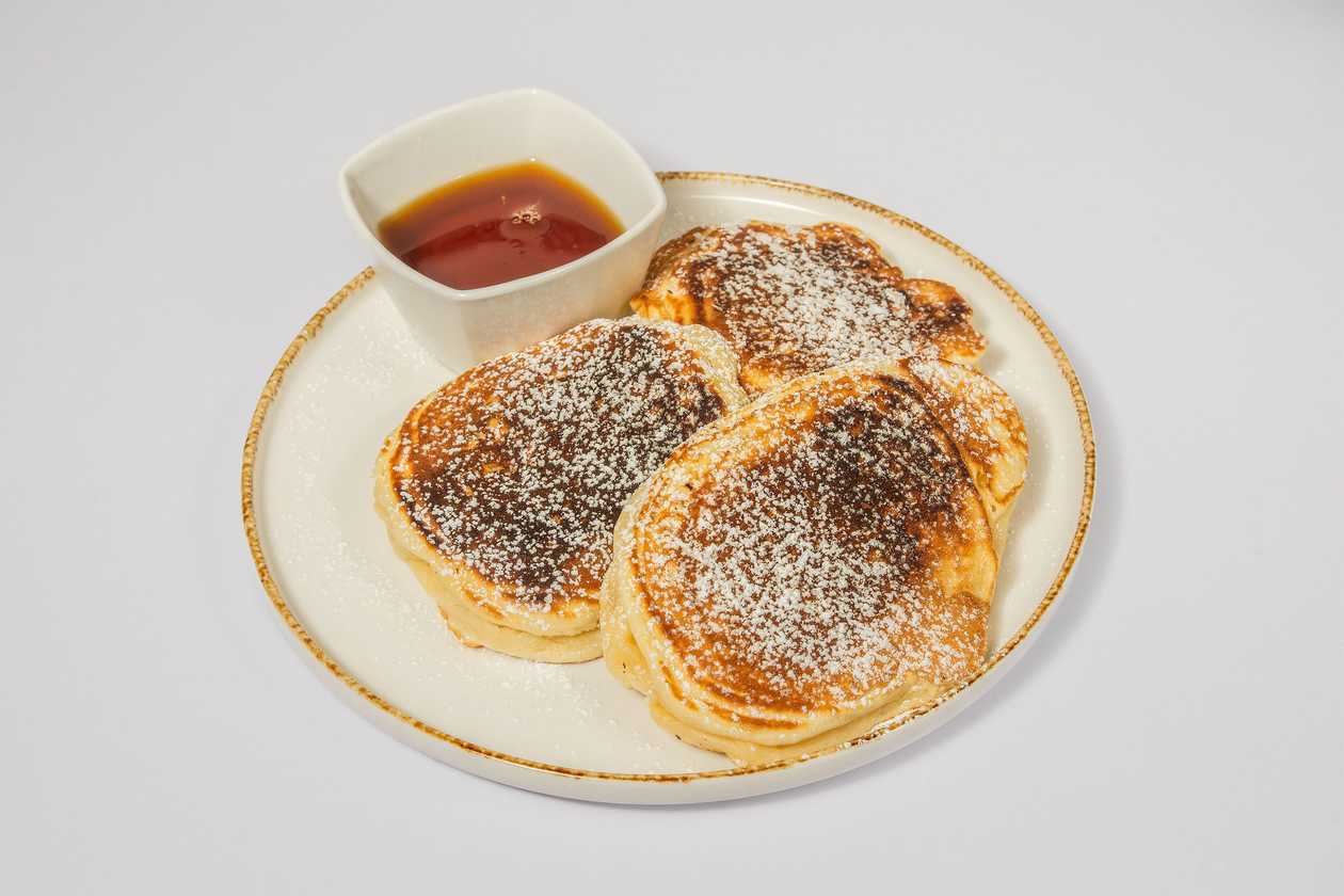 Puffy Pancakes Powdered Sugar