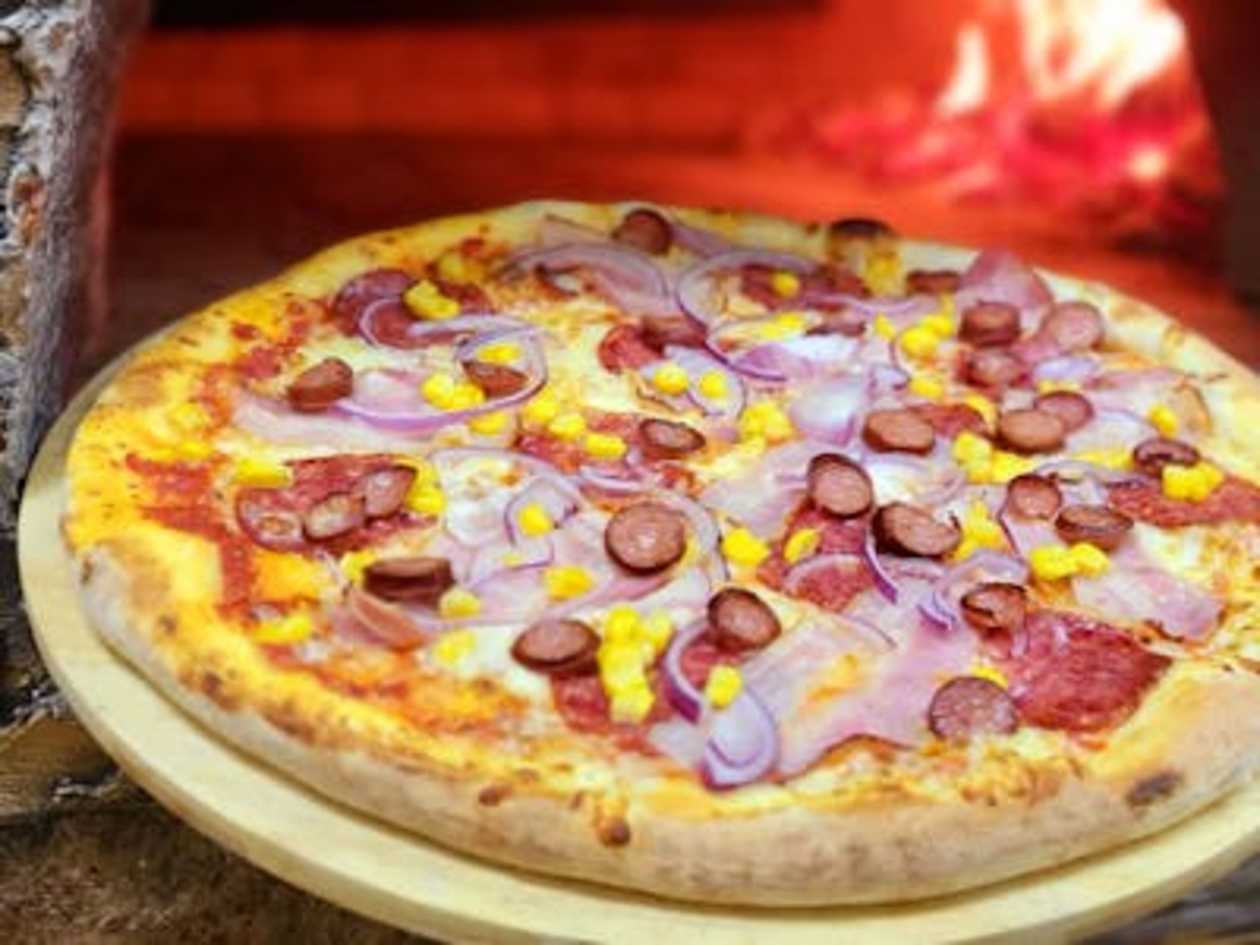 Country-Style Pizza