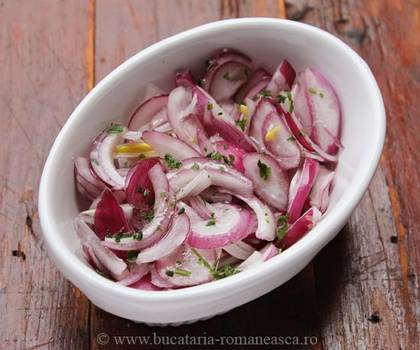 Salata de ceapa extra