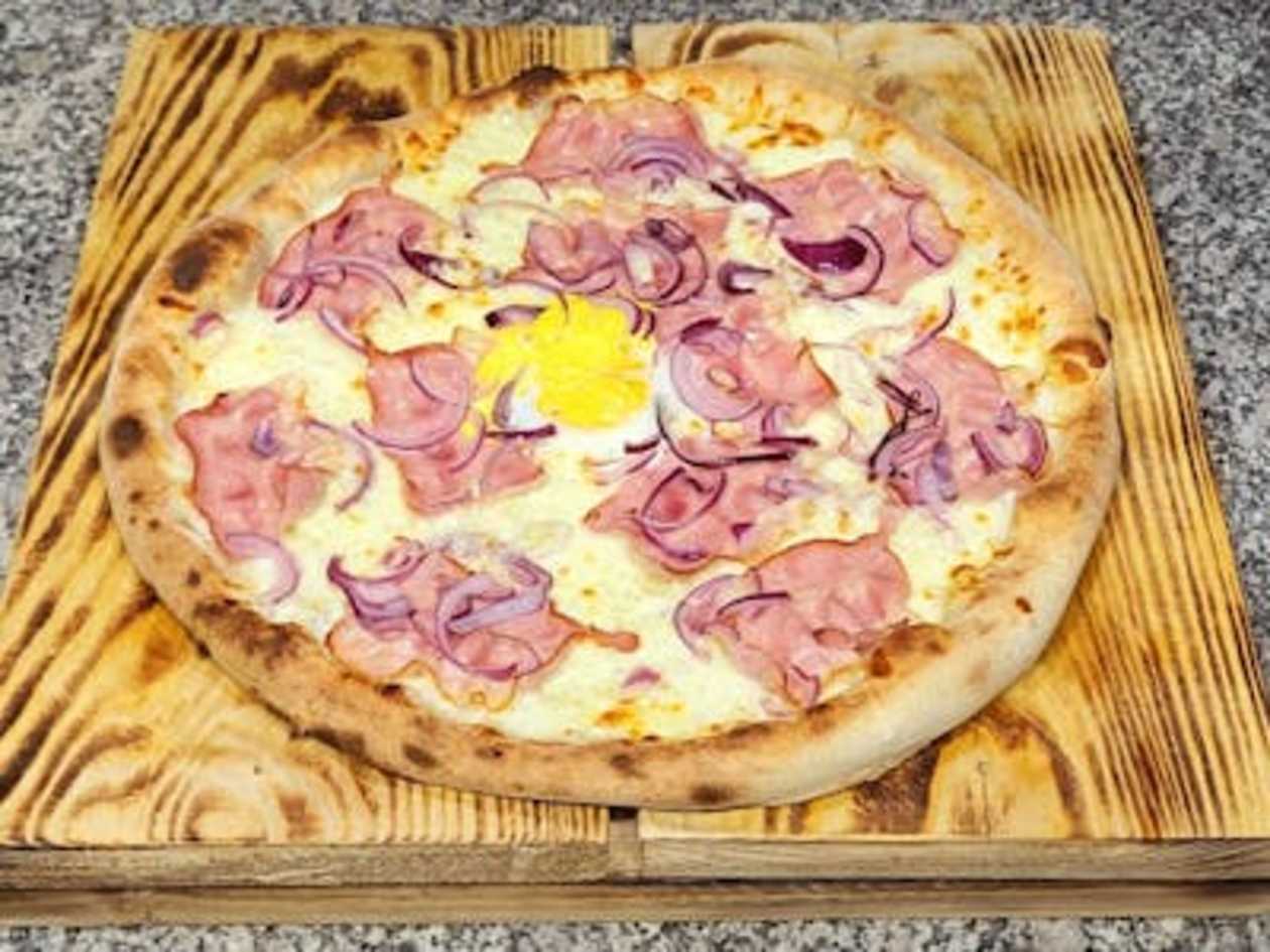 Pizza Carbonara