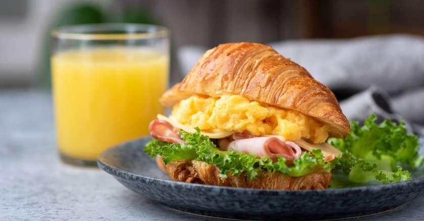 2pcs Croissant with Juice