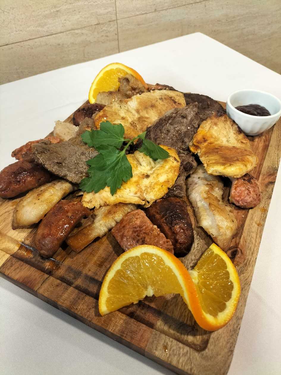 MISTO DE CARNES GRELHADOS