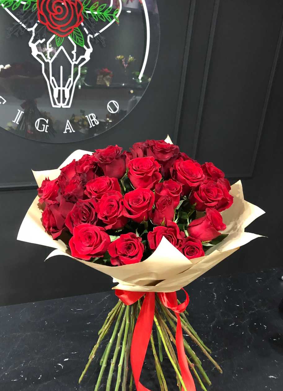 Buchet 25 Trandafiri Rosii