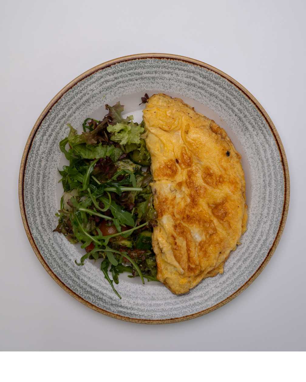 Omelette with cheese