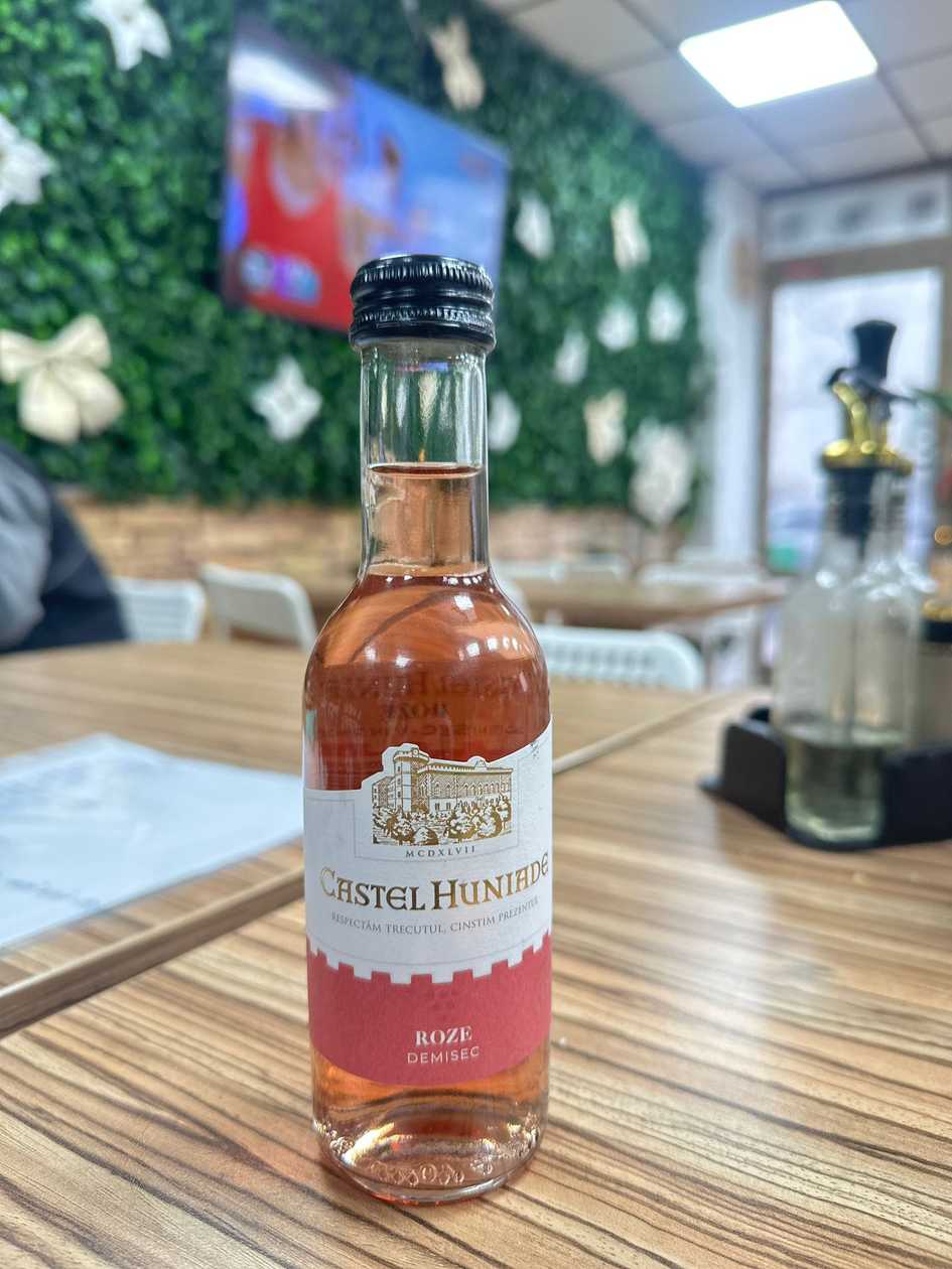Vin roze demisec