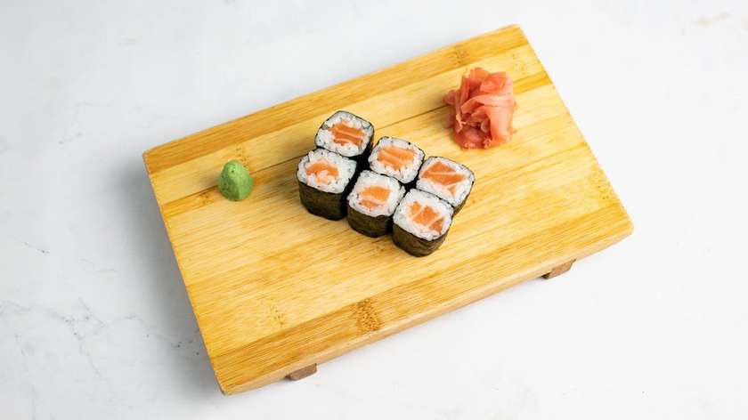 S17. Sake Maki