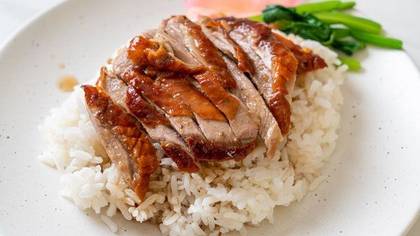 Crispy Duck with Red Curry Sauce