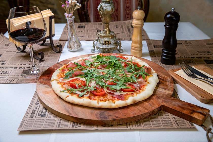 Pizza Crudo