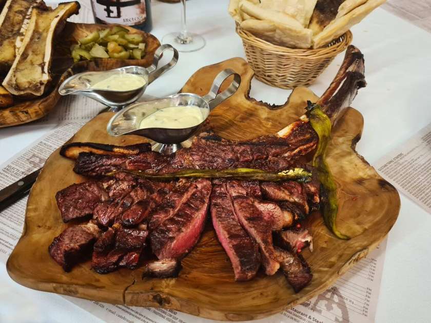 Tomahawk Angus Beef Steak, Aged