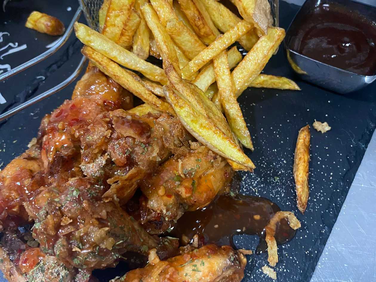 Spicy wings
