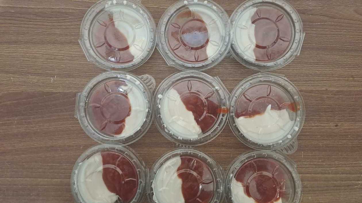 Ketchup and mayonnaise (1 piece)