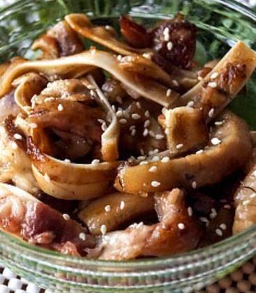 Pig Ears with Garlic Sauce