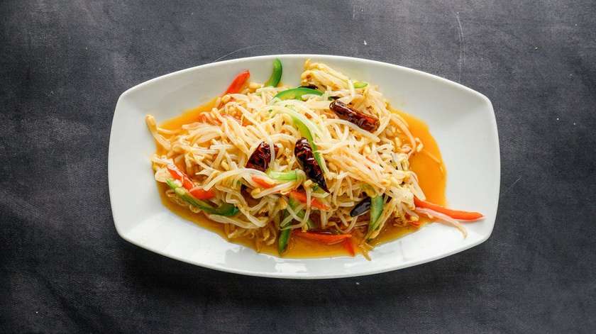 Bean Sprouts in Chili Sauce