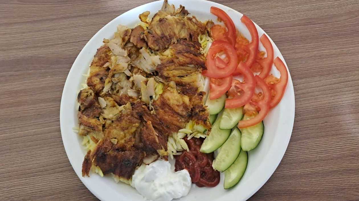 Döner Chicken Over Rice