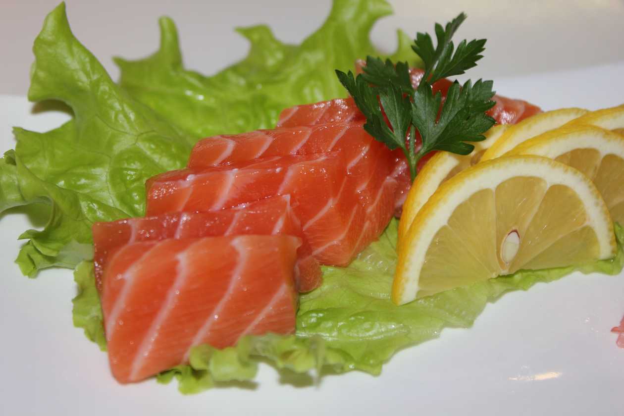 Sake sashimi 6 gab.