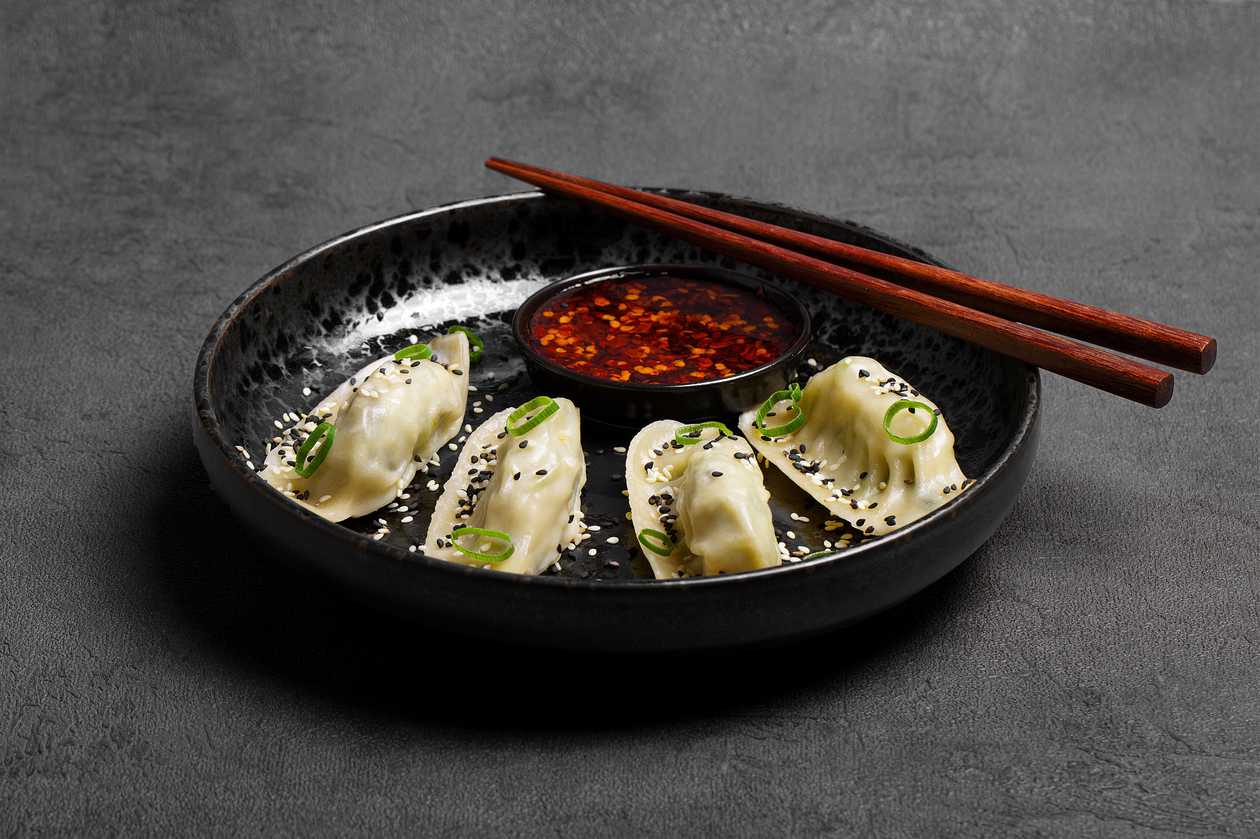 Tradiční čínské se zelím a vepřovým masem