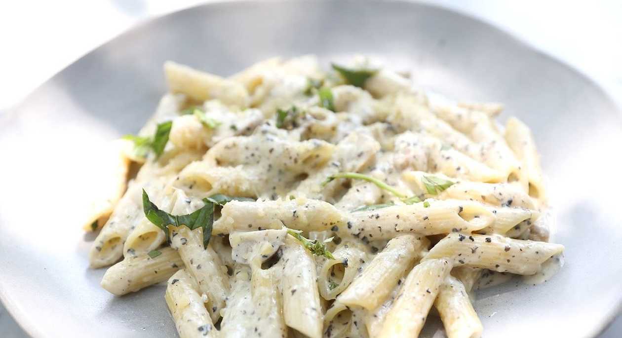 Penne Pasta in Mushroom Sauce