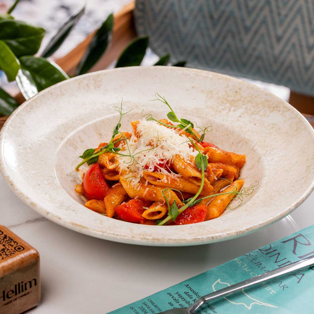 Pasta with Spinach, Feta Cheese and Dried Tomatoes
