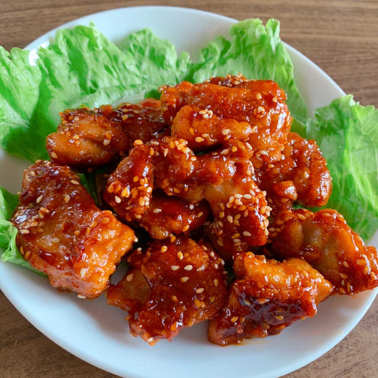 Fried chicken in sweet (Yangnyeom)