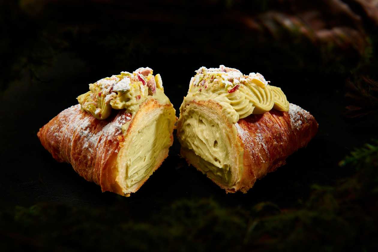 Pistachio Croissant