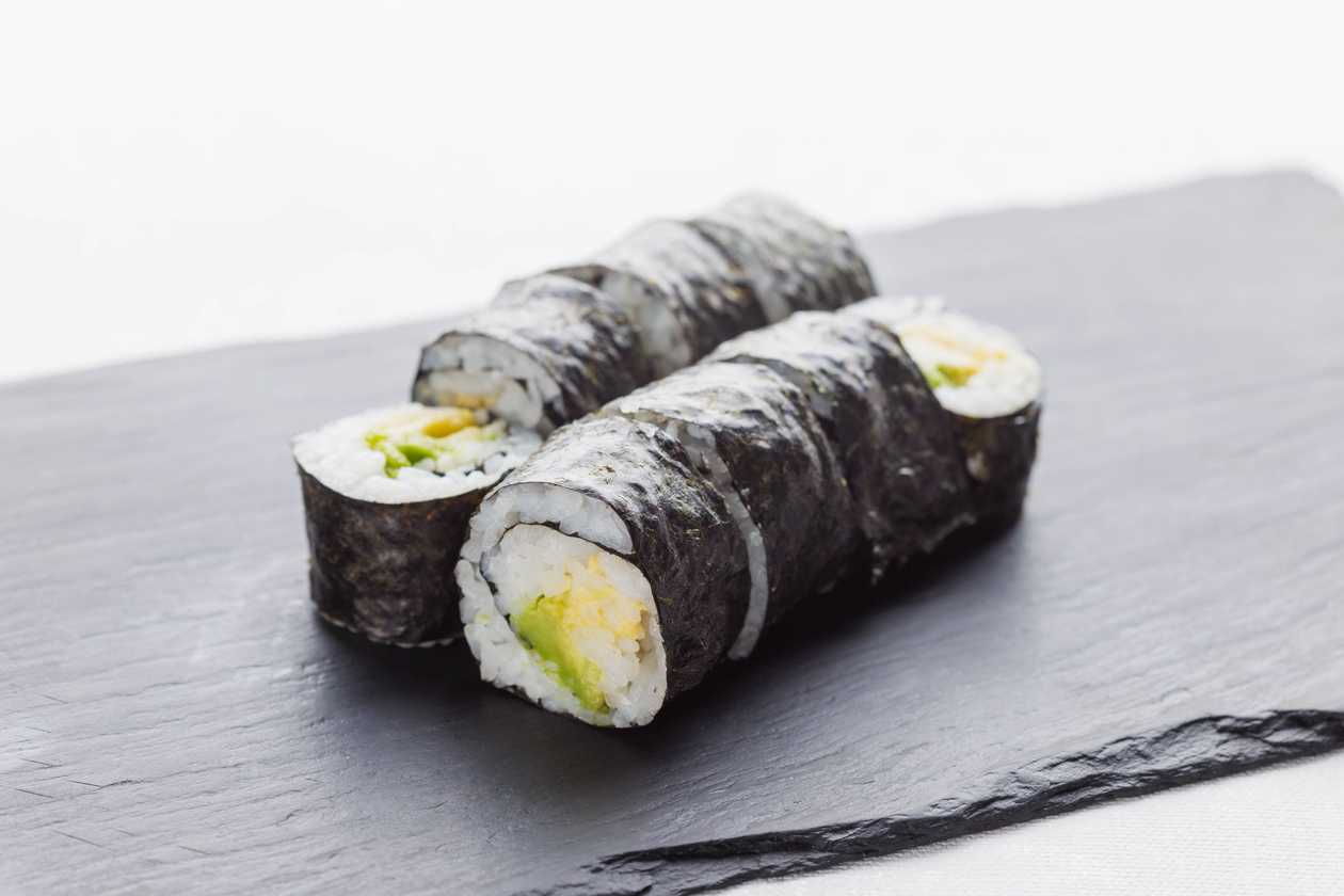 Avocado Maki (8 pcs.)