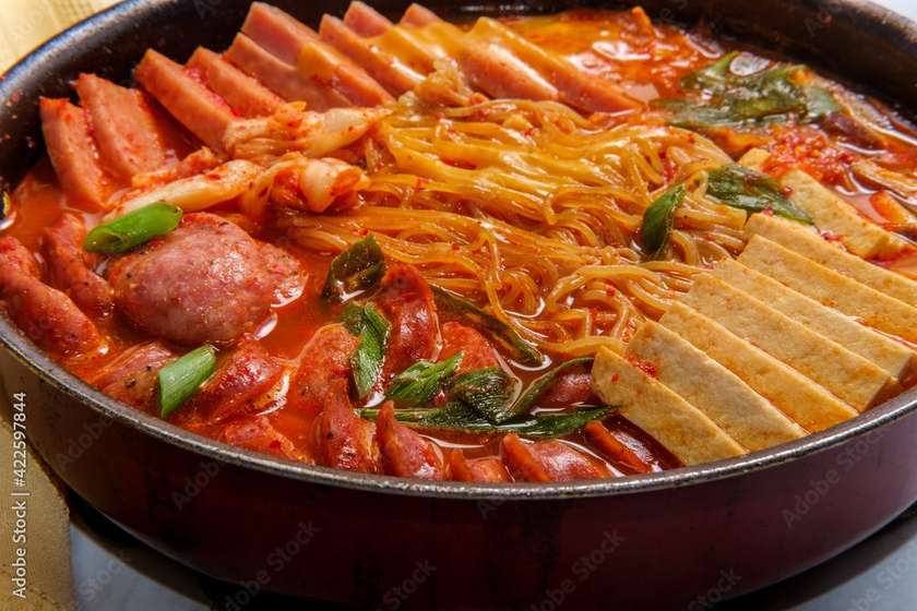 Kimchi Jeongol with Rice