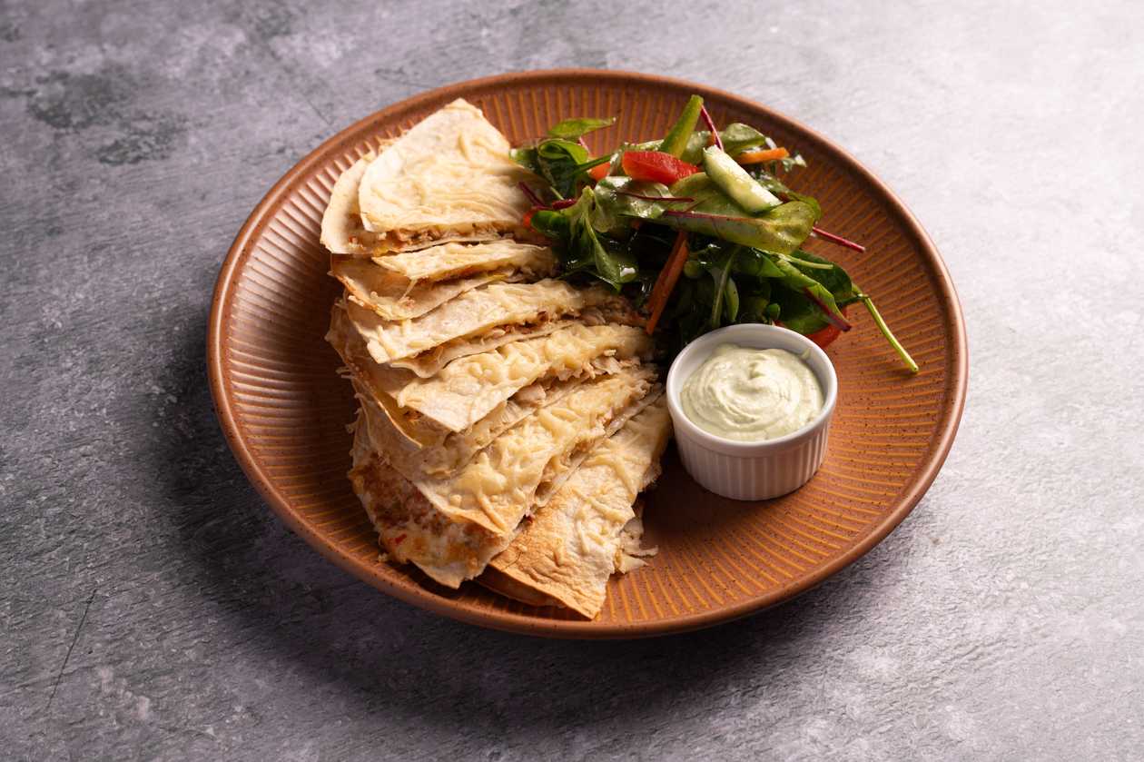 Quesadillas with shrimp and salsa