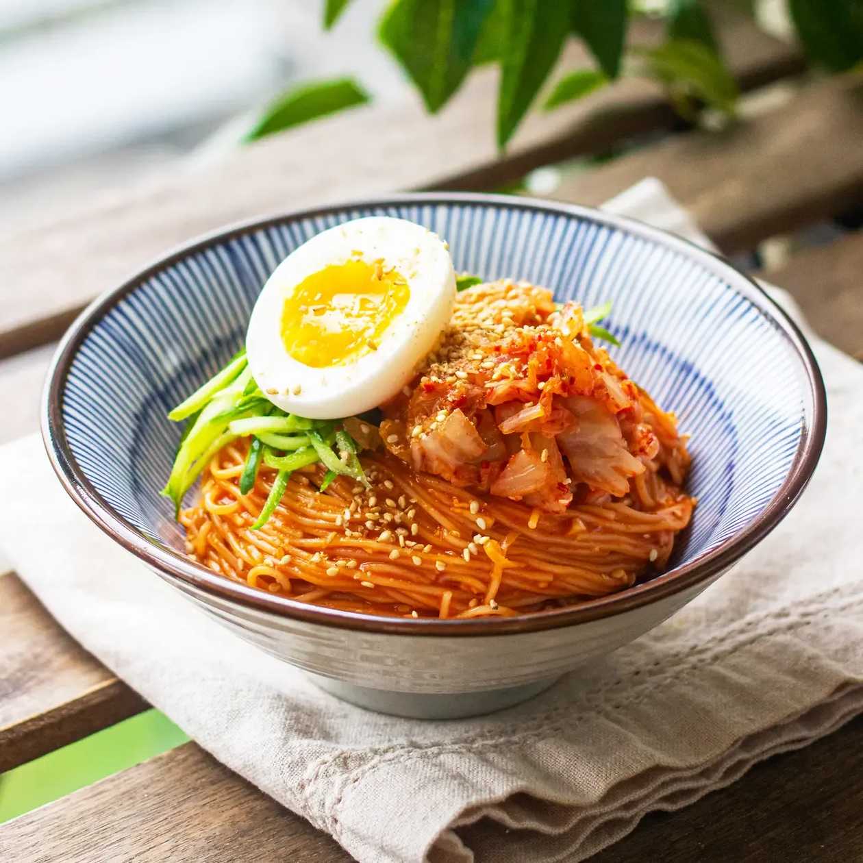 Cold spicy noodles