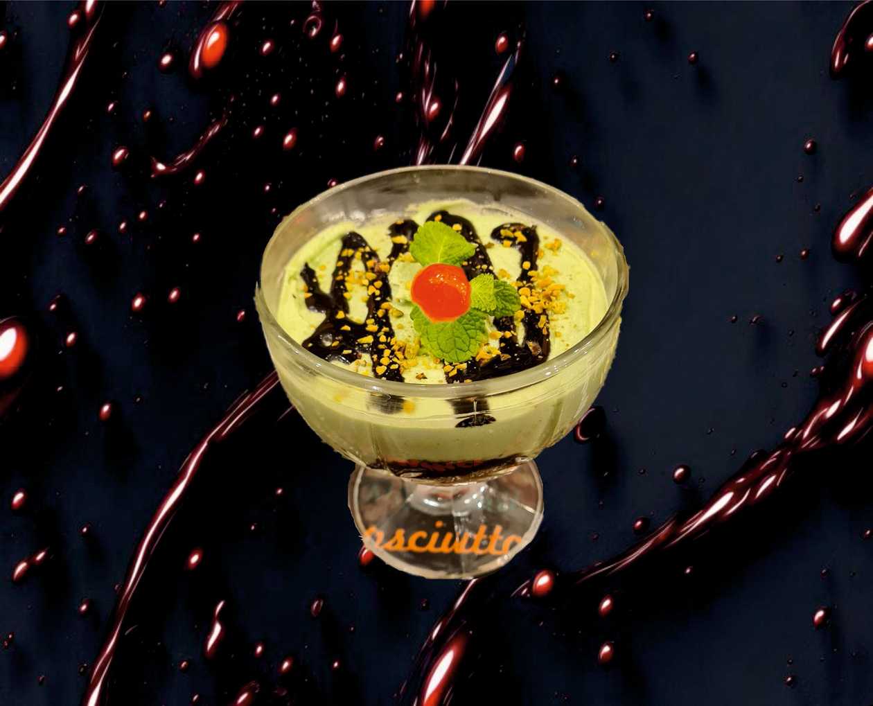 TIRAMISU cu Crema de Fistic