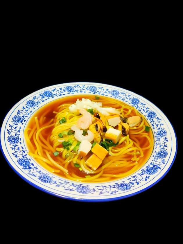 Supa de Fructe de Mare cu Taitei