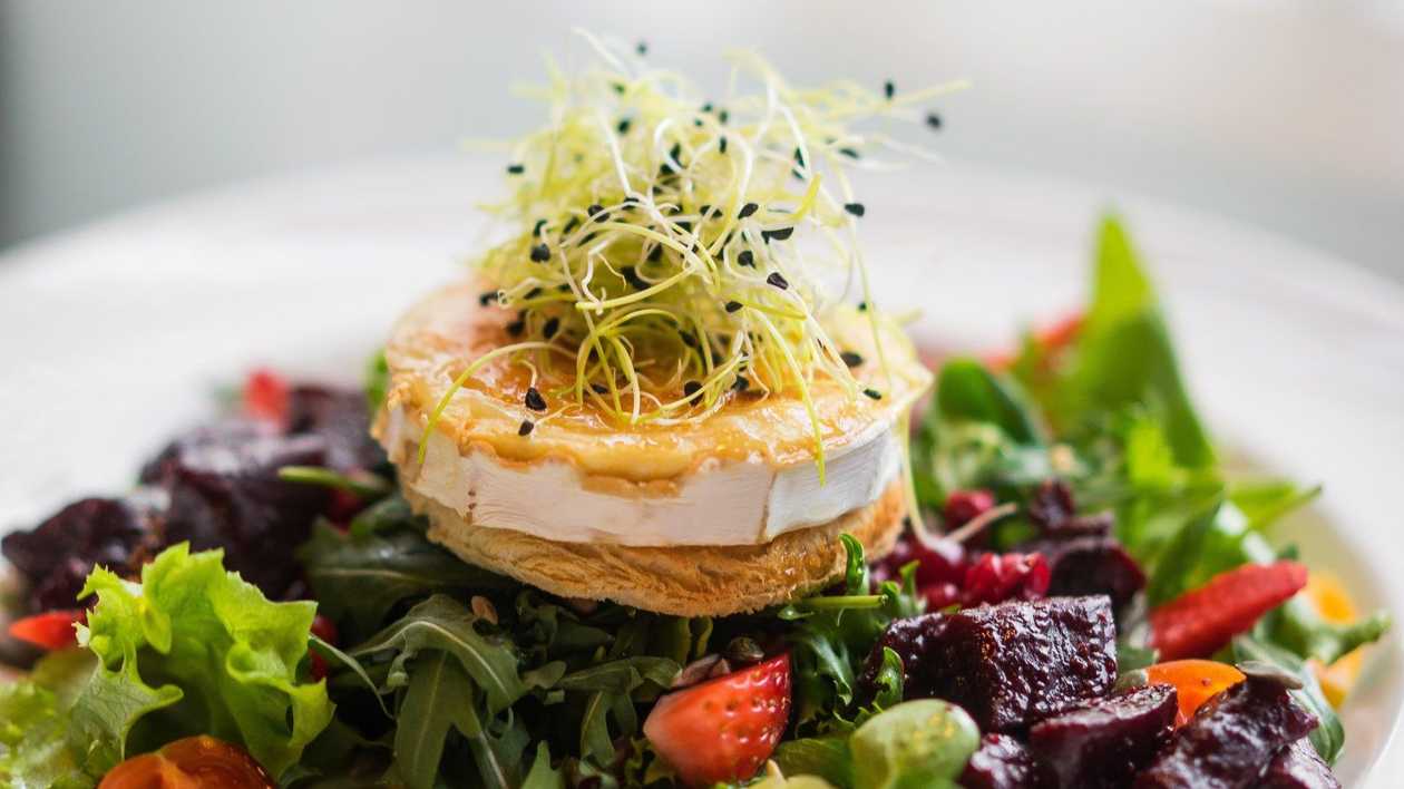 Salad with Goat Cheese