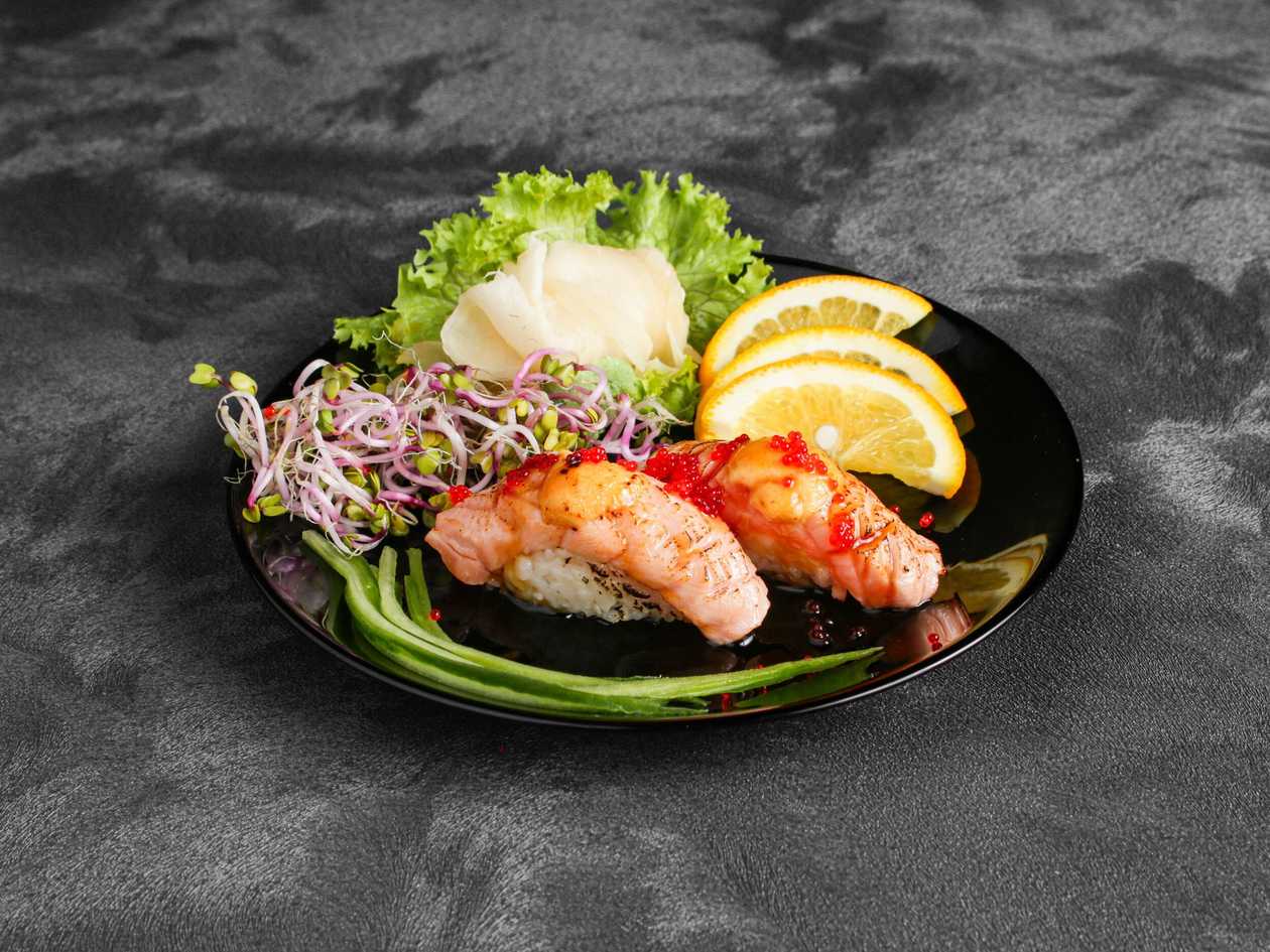 Nigiri Łosoś Opalany