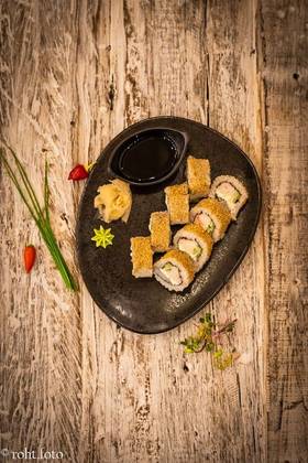 69. Lastesushi