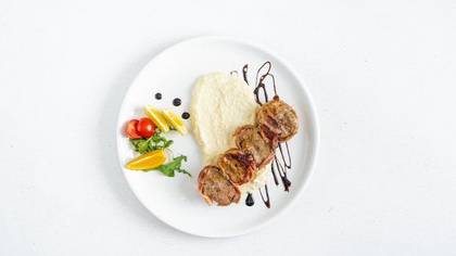 Pork Tenderloin in Bacon