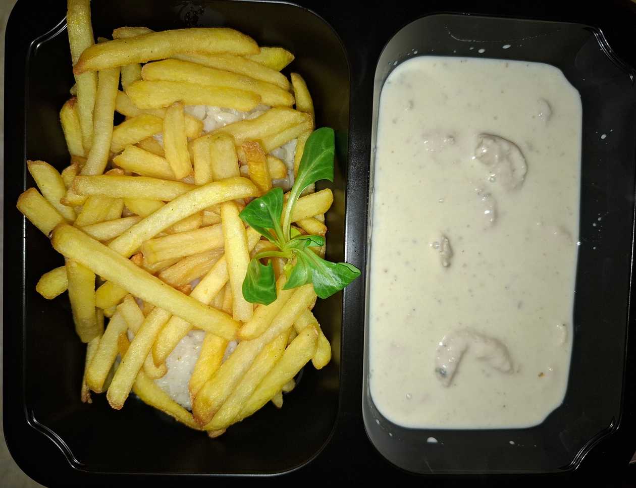 Chicken Breast with Blue Cheese, Rice/Fries