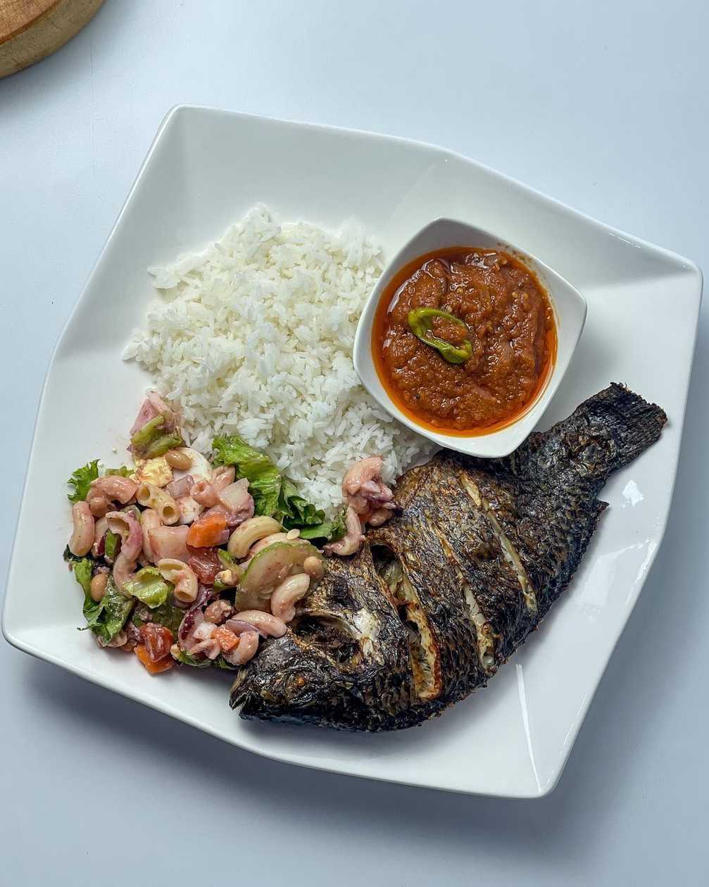 Plain Rice with Fish Stew