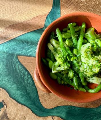 Mix Green Vegetables with Lemon and Olive Oil