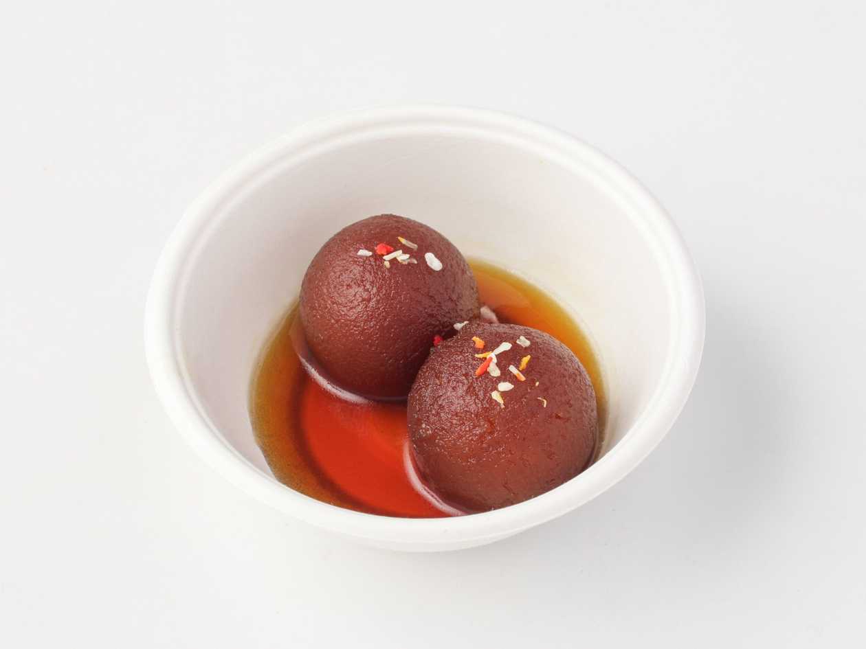 Gulab Jamun (single piece / jednego kawałka)