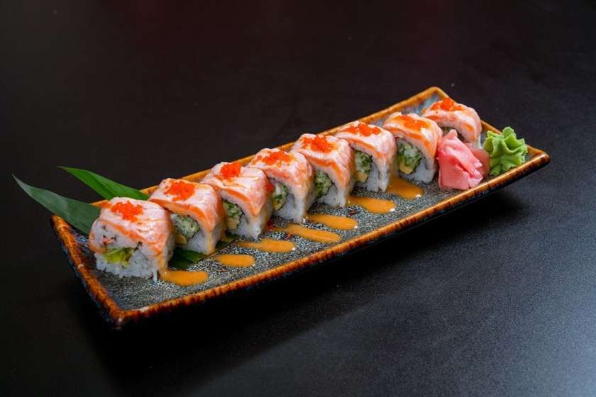 U7. Fire Salmon Roll