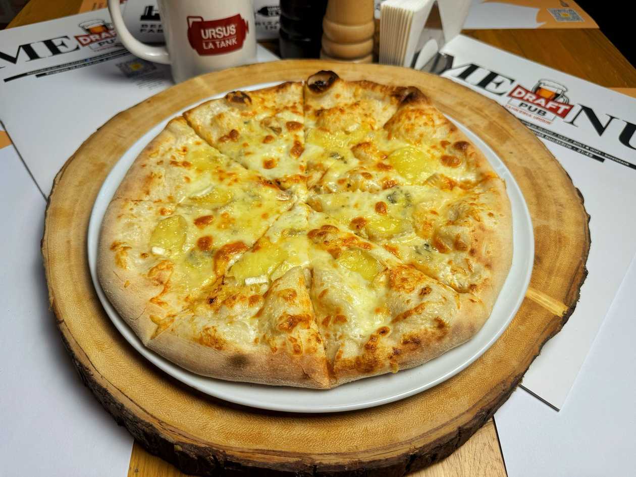 Pizza Quattro Formaggi 32 cm