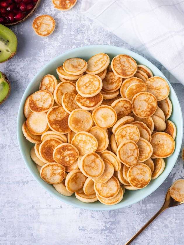 Mini Pancakes with Honey