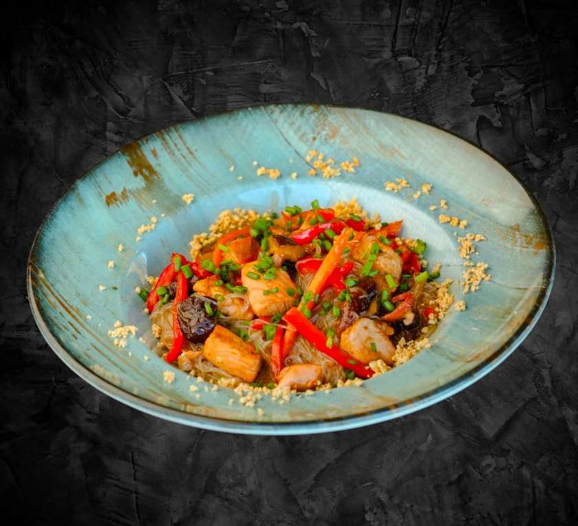 Funchoza with salmon and mushrooms