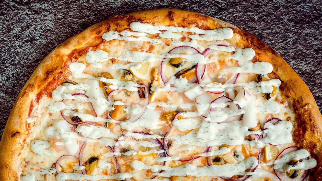 Seafood pizza (40 cm)