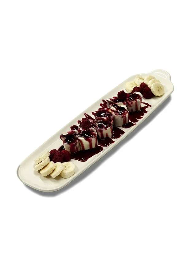 Amazing Berries Rolls