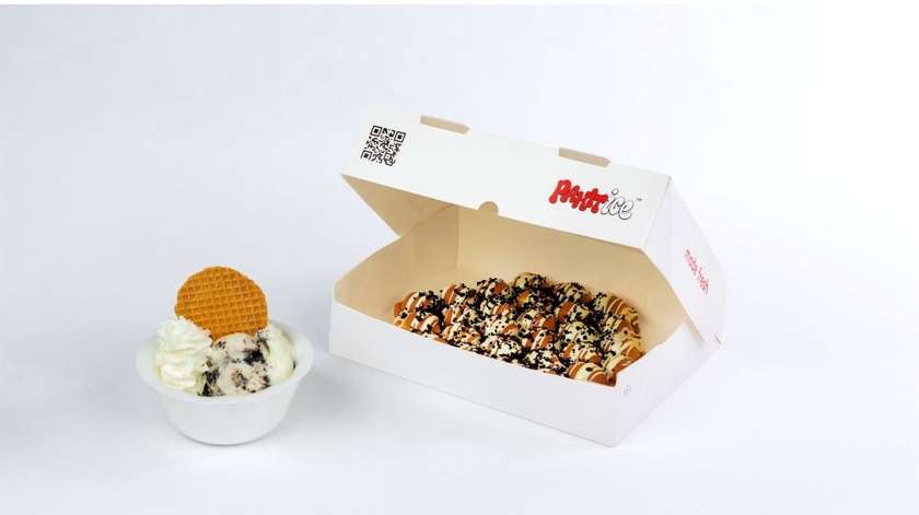 Mr. Oreo Waffle