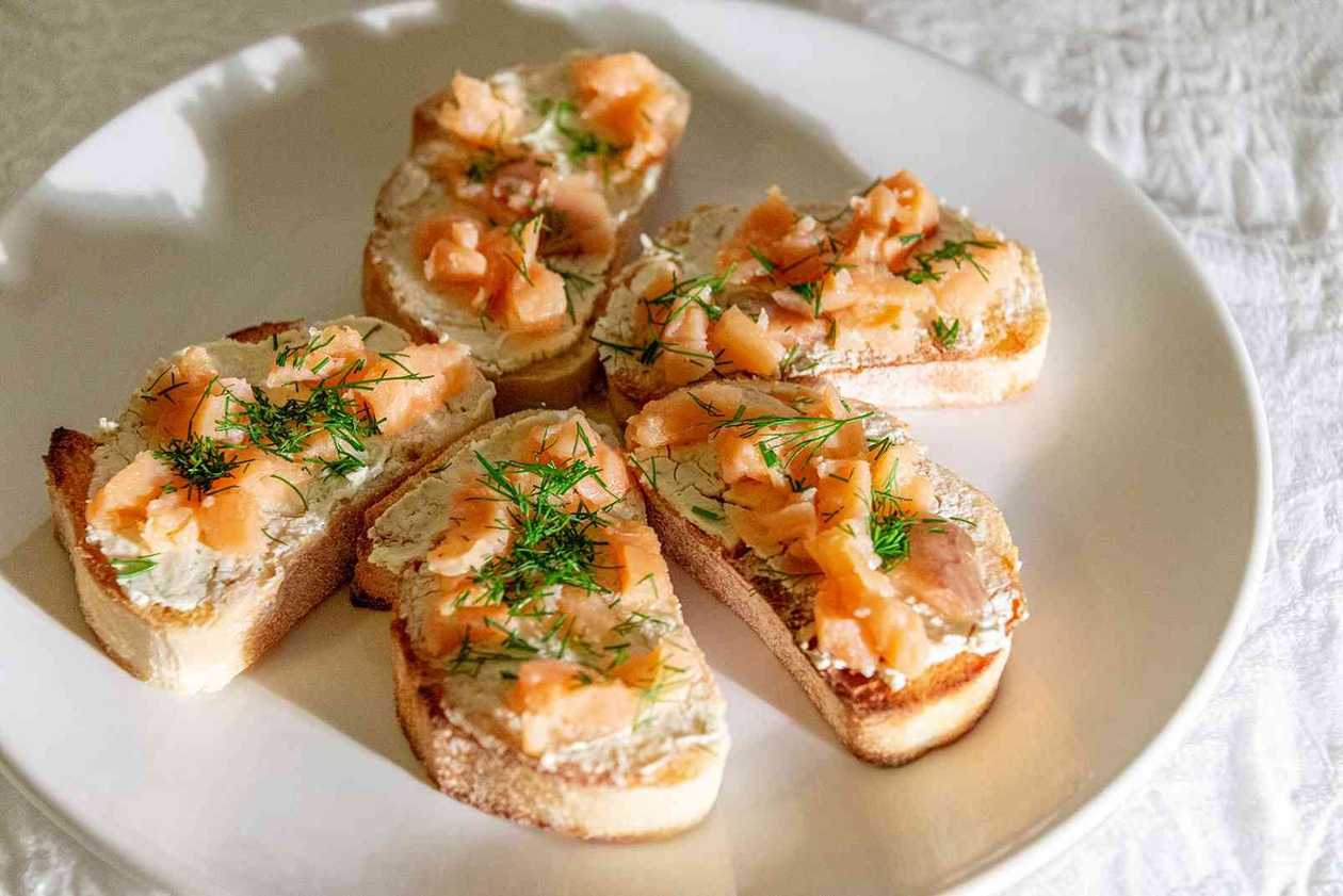 Bruschette cu somon afumat